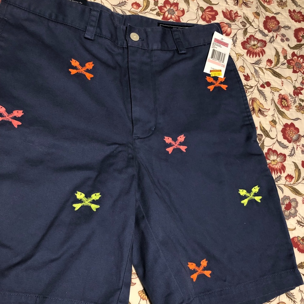 Vineyard vines shorts size 28